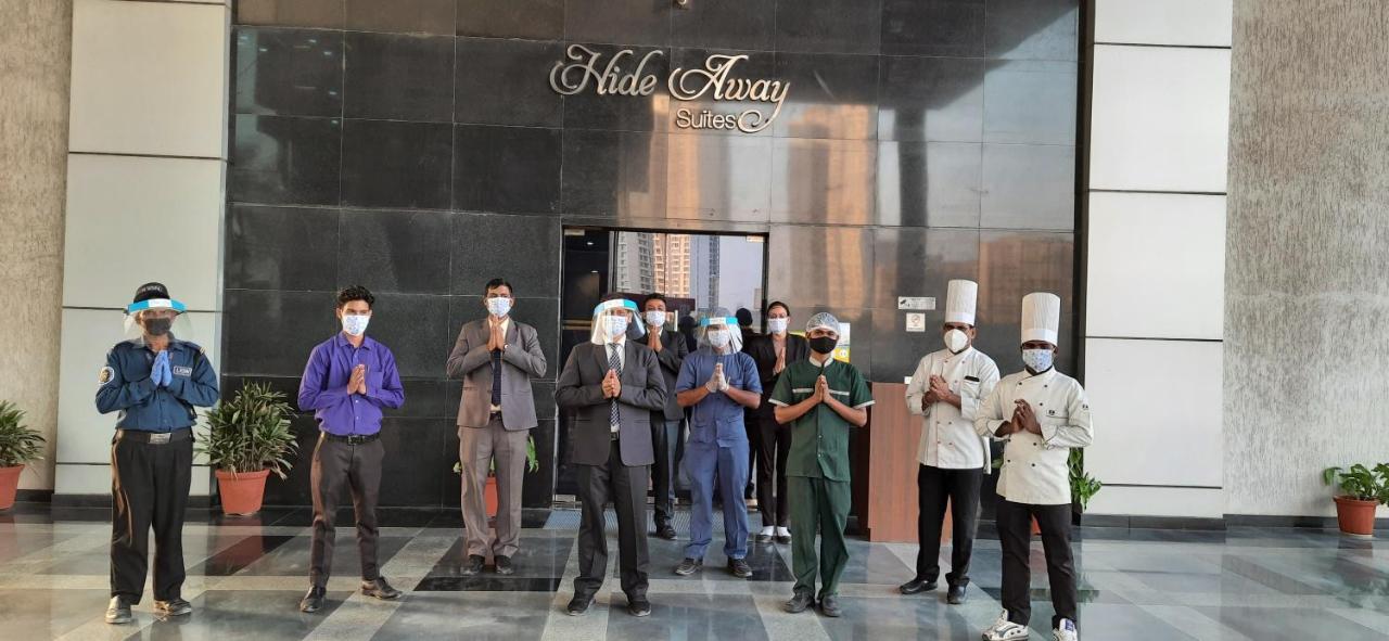 Hide Away Suites Noida Bagian luar foto